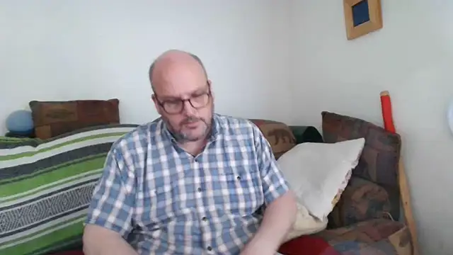 Snapshot of Ursulet_US chatting on 06-10-26, 09:57 Ursulet US online show from 06-10-26, 09:57