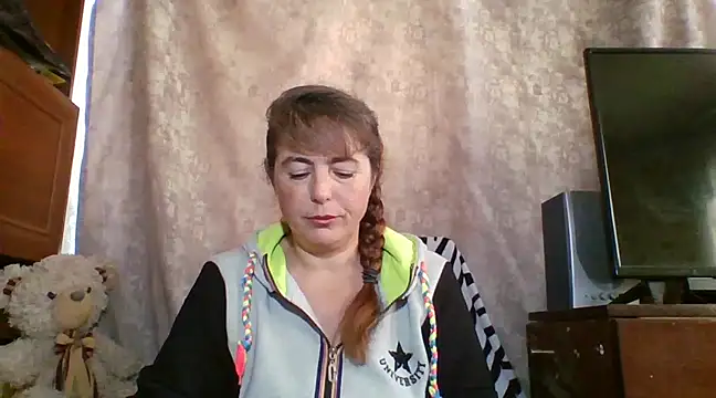 Snapshot of CathySuns chatting on 02-05-25, 09:57 CathySuns online show from 02-05-25, 09:57