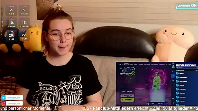 Snapshot of GamerGirl_Eve chatting on 12-28-24, 07:01 GamerGirl Eve online show from 12-28-24, 07:01