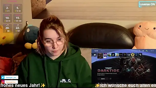 Snapshot of GamerGirl_Eve chatting on 01-02-25, 07:18 GamerGirl Eve online show from 01-02-25, 07:18