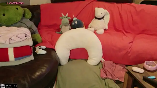 GamerGirl Eve online show from 03-29-26, 05:46