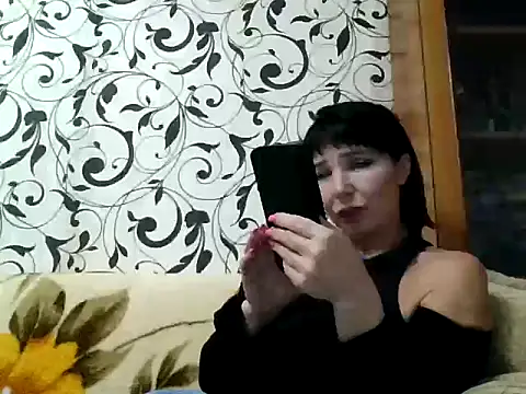 JeaneDavis online show from 10-27-25, 06:01