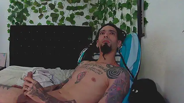 caribbeanlover1 online show from 12-15-25, 01:37