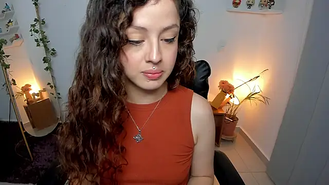 Cassandra Caiin online show from 07-15-26, 11:54