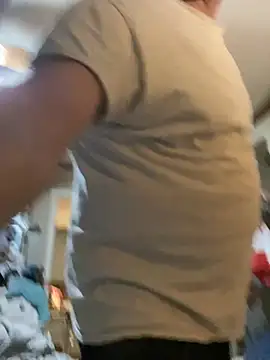 Snapshot of smokeymt420 chatting on 01-19-25, 02:36 smokeymt420 online show from 01-19-25, 02:36