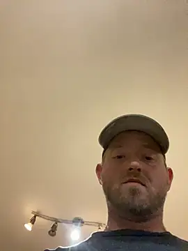 Snapshot of smokeymt420 chatting on 03-23-25, 04:16 smokeymt420 online show from 03-23-25, 04:16