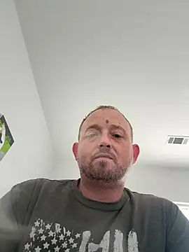 Snapshot of smokeymt420 chatting on 10-05-25, 04:49 smokeymt420 online show from 10-05-25, 04:49