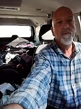 Yankeedave420 online show from 10-30-25, 03:02