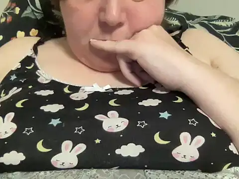 Snapshot of ParisNova chatting on 01-25-25, 10:28 ParisNova online show from 01-25-25, 10:28