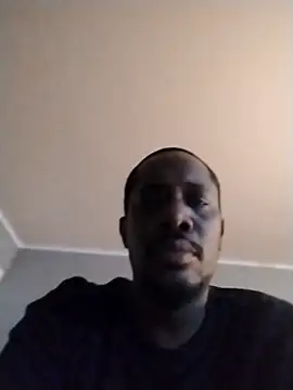 Snapshot of Makeyoucumallover chatting on 11-18-25, 08:19 Makeyoucumallover online show from 11-18-25, 08:19