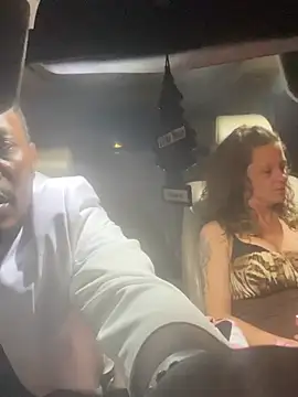 Snapshot of Makeyoucumallover chatting on 04-05-26, 05:37 Makeyoucumallover online show from 04-05-26, 05:37