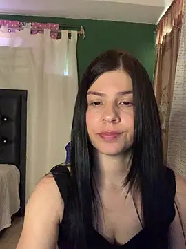 Estefani 32 online show from 07-29-26, 05:55