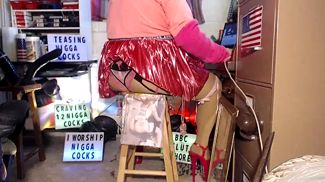 Snapshot of tgirljillforbbc chatting on 11-02-25, 08:11 tgirljillforbbc online show from 11-02-25, 08:11