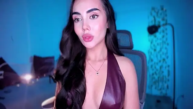 Lil Gabby online show from 12-14-25, 07:40