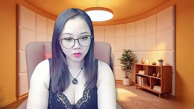 Giuliam online show from 04-19-26, 06:56