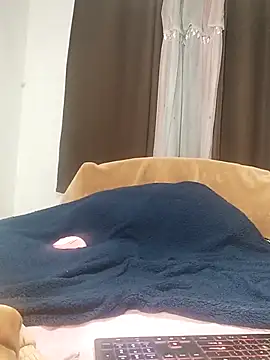 Snapshot of cute_boytoy0221 chatting on 03-13-25, 12:46 cute boytoy0221 online show from 03-13-25, 12:46