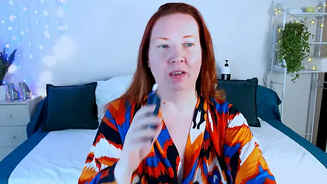 GoddessLara online show from 10-26-25, 08:04