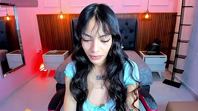 AMELIELEONE online show from 01-06-26, 12:20