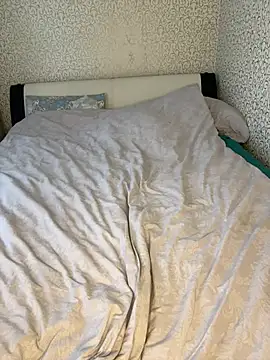 Snapshot of Lisaaan chatting on 01-24-25, 11:15 Lisaaan online show from 01-24-25, 11:15