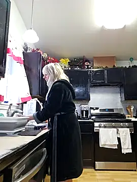 ScarletCallings420 online show from 11-06-25, 07:04