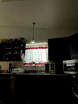 Snapshot of ScarletCallings420 chatting on 03-30-26, 12:33 ScarletCallings420 online show from 03-30-26, 12:33