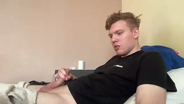 Snapshot of sexybooii6968 chatting on 02-23-26, 01:41 sexybooii6968 online show from 02-23-26, 01:41