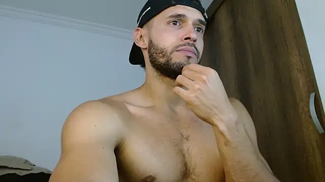 Noah jhonsonn online show from 05-28-26, 03:31