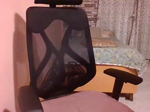 Pinky 4 online show from 02-18-25, 11:41