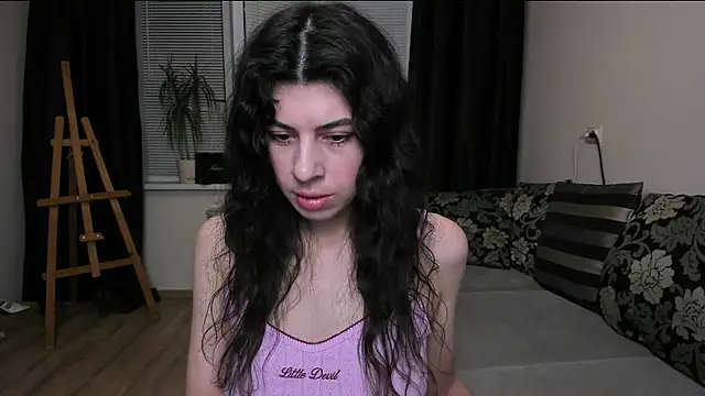 Snapshot of MolagAnna chatting on 06-19-26, 06:56 MolagAnna online show from 06-19-26, 06:56
