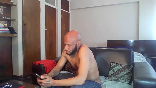 Snapshot of eatxaxa chatting on 09-13-25, 10:26 eatxaxa online show from 09-13-25, 10:26