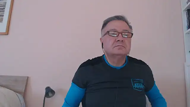 YOU6me online show from 11-28-25, 09:45