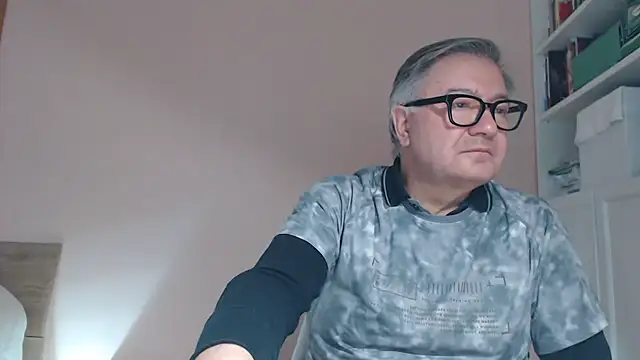 YOU6me online show from 02-01-26, 04:05