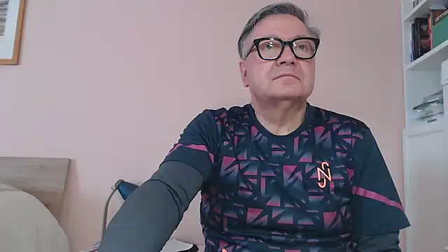 YOU6me online show from 03-05-26, 07:37