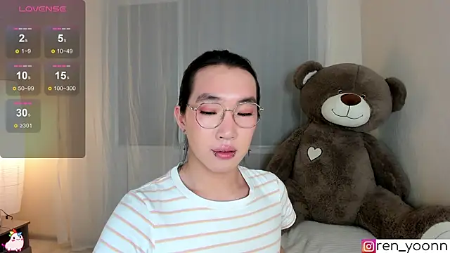 Ren yoon online show from 06-16-26, 04:48