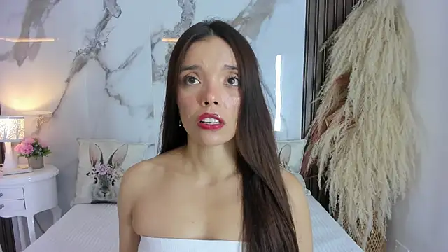 hannahill69 online show from 02-17-26, 04:42