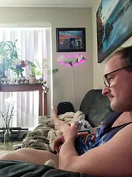 gdawg78 online show from 11-17-25, 09:31