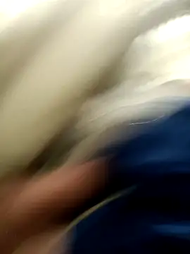 Felipenuevo1 online show from 12-21-25, 01:18