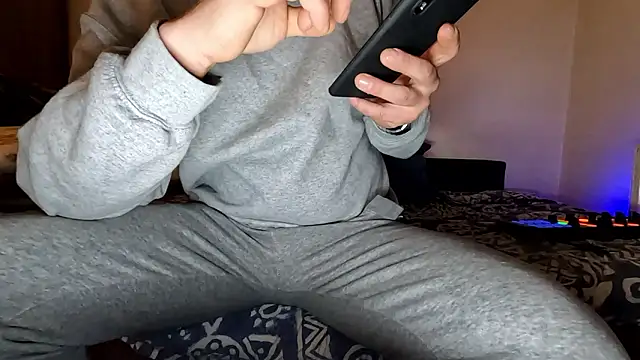 Snapshot of Lucas1andOnly4Girl chatting on 12-07-24, 10:39 Lucas1andOnly4Girl online show from 12-07-24, 10:39