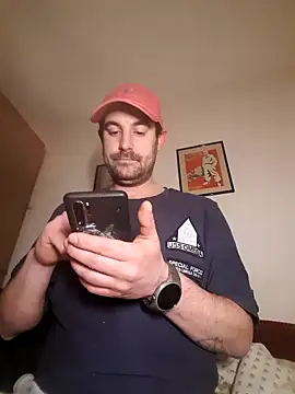 Snapshot of Lucas1andOnly4Girl chatting on 03-02-25, 09:11 Lucas1andOnly4Girl online show from 03-02-25, 09:11