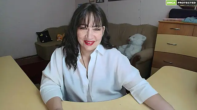 Snapshot of Lucretia_Goldi_ chatting on 12-30-24, 03:35 Lucretia Goldi online show from 12-30-24, 03:35