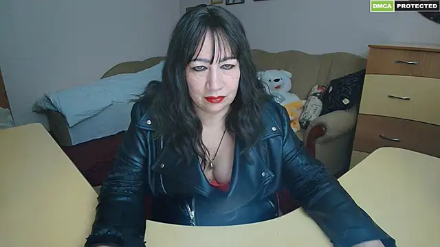 Snapshot of Lucretia_Goldi_ chatting on 03-06-25, 07:32 Lucretia Goldi online show from 03-06-25, 07:32