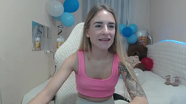 Snapshot of DeboraHorny chatting on 10-05-25, 06:01 DeboraHorny online show from 10-05-25, 06:01