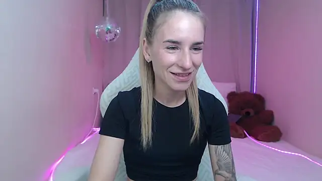 DeboraHorny online show from 05-17-26, 06:11