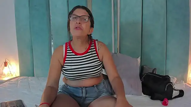 Keyla Milf online show from 02-03-26, 10:42