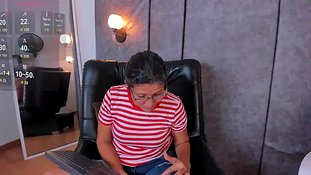 Keyla Milf online show from 05-07-26, 10:59