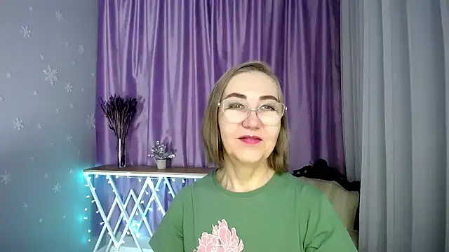 Snapshot of queen_a_n_i chatting on 05-04-26, 08:54 queen a n i online show from 05-04-26, 08:54