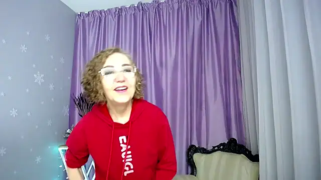 Snapshot of queen_a_n_i chatting on 05-30-26, 09:06 queen a n i online show from 05-30-26, 09:06