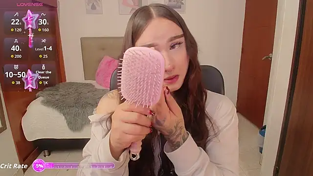 Snapshot of Miley_Baker chatting on 11-14-25, 01:54 Miley Baker online show from 11-14-25, 01:54