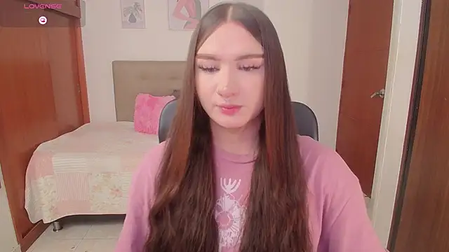 Snapshot of Miley_Baker chatting on 11-22-25, 01:32 Miley Baker online show from 11-22-25, 01:32