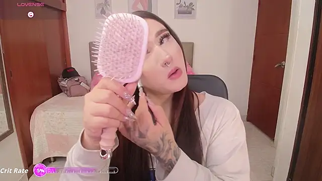 Snapshot of Miley_Baker chatting on 11-29-25, 03:37 Miley Baker online show from 11-29-25, 03:37